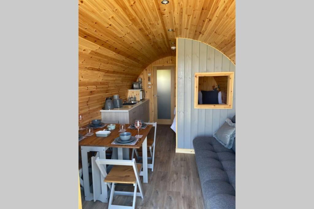 Allt Yelkie Pod Tri, Earlish Exterior foto